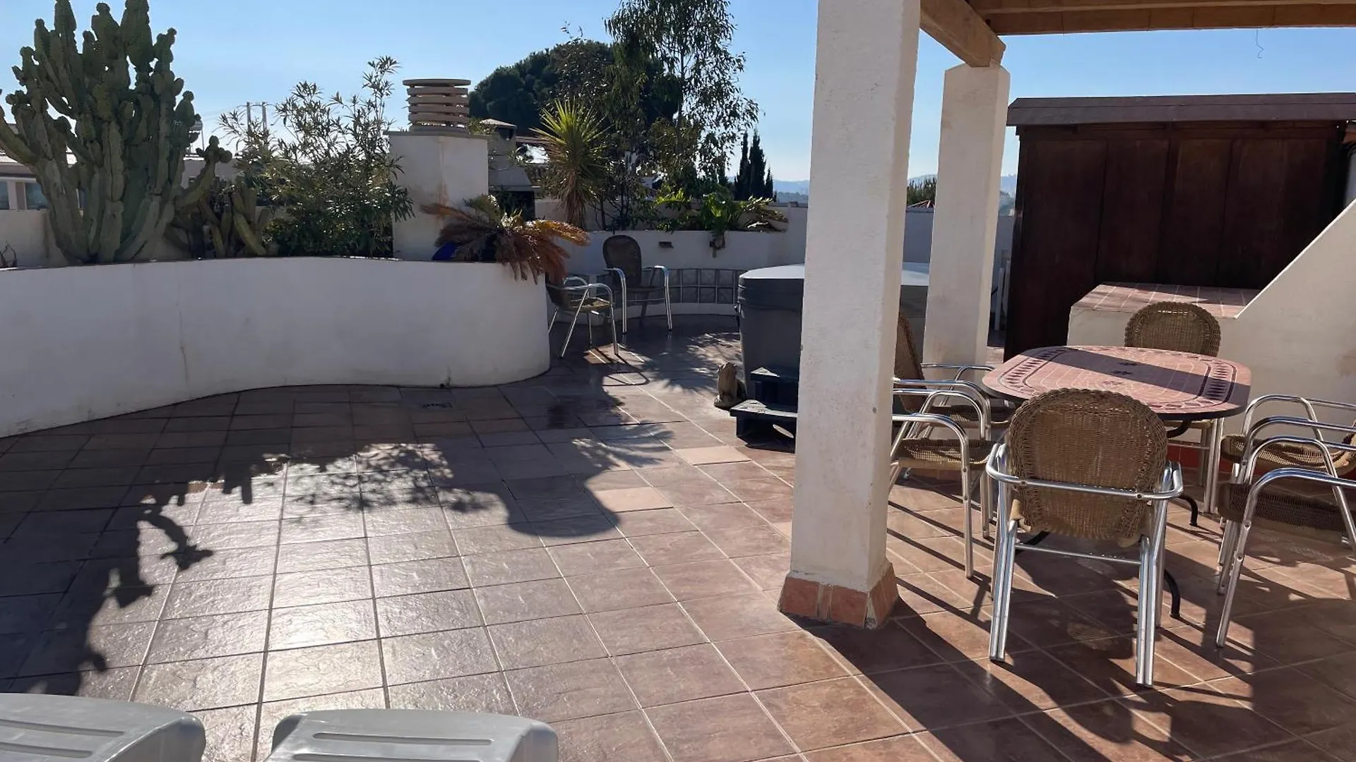 Penthouse With Private Roof Terrace And Jacuzzi Apartment Fuengirola