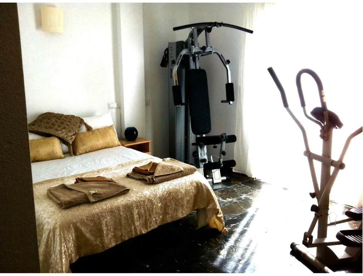 Penthouse With Private Roof Terrace And Jacuzzi Apartment Fuengirola
