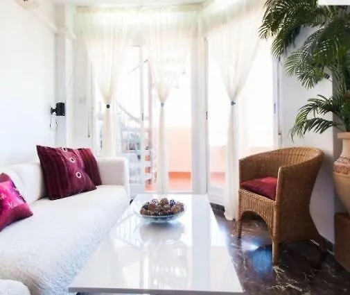 Penthouse With Private Roof Terrace And Jacuzzi Apartment Fuengirola